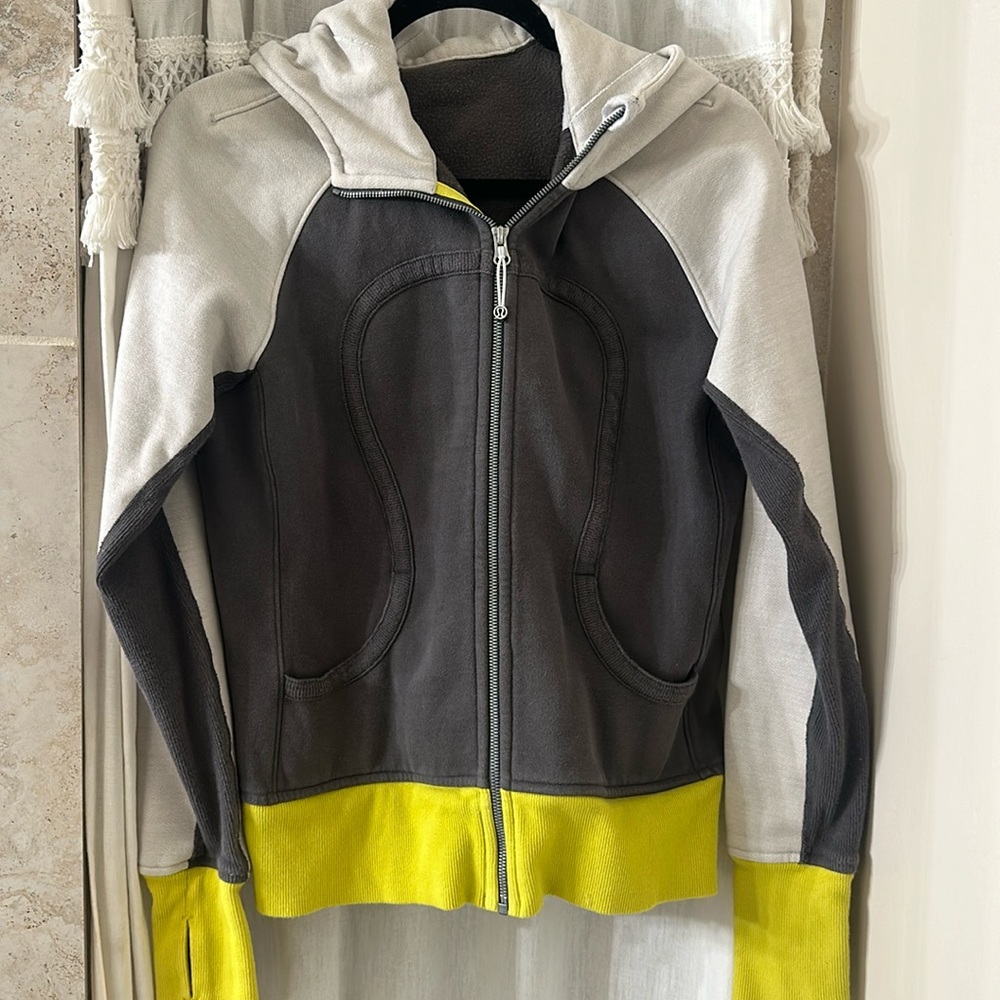 Lululemon jacket